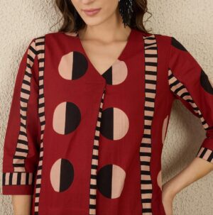 Maroon Bold Printed Kurta with Trousers