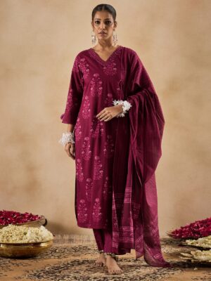 Floral Printed Straight Kurta With Trousers & Dupatta